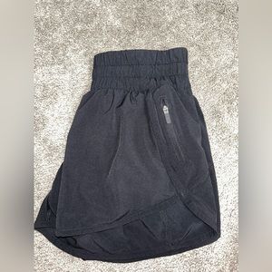 Black Lululemon Tracker Shorts!!!